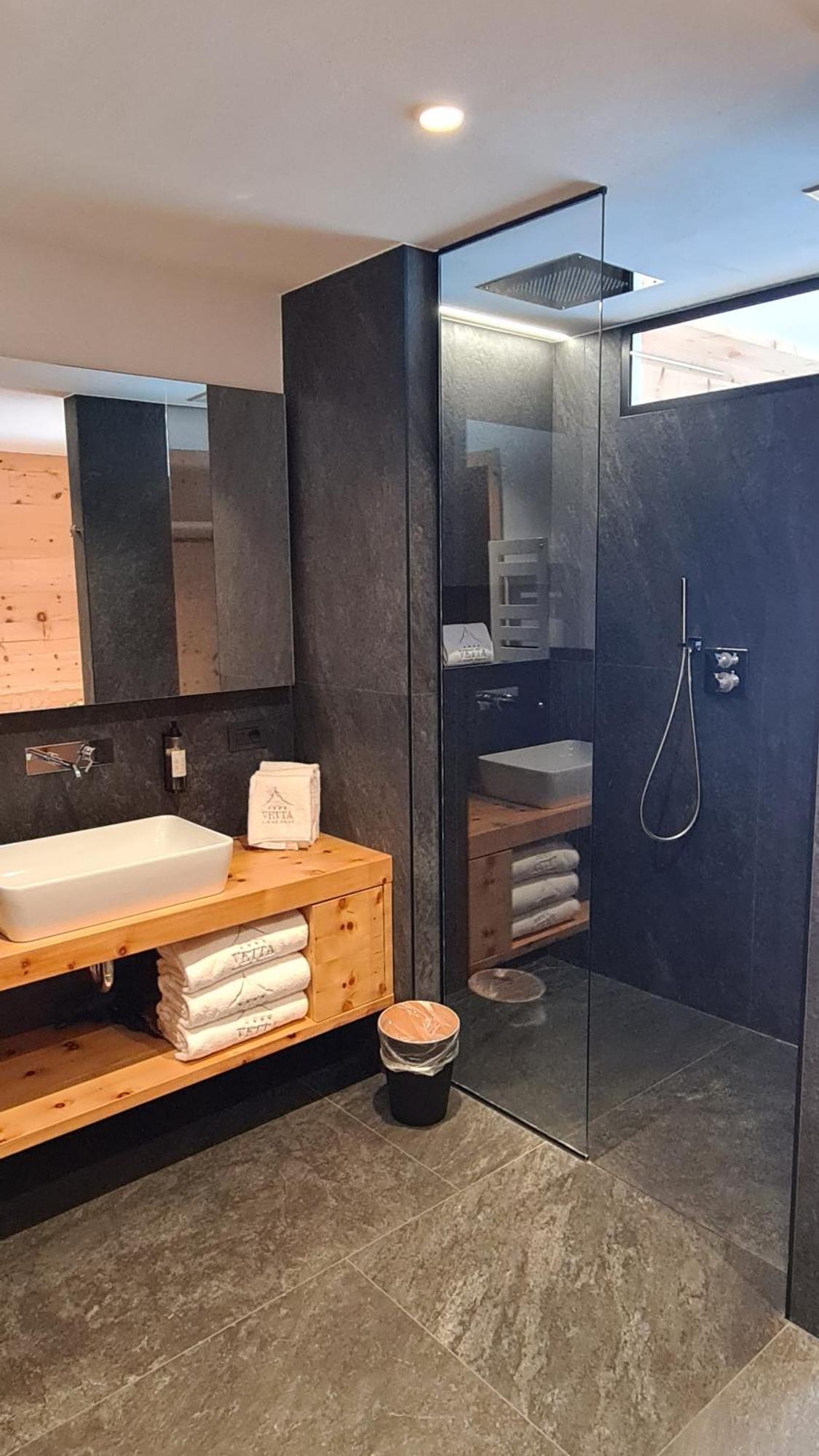 Vetta Alpine Relax Hotel Livigno Exterior photo